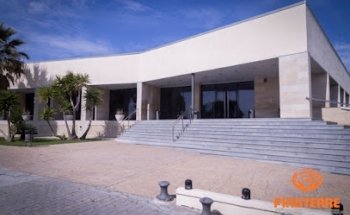 Tanatorio - Crematorio de Huelva (Grupo Finisterre)